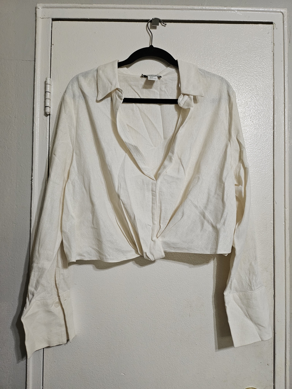 Women's Cream Button-Front Tie Linen Shirt